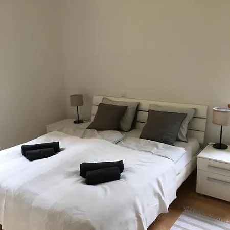 アパート Obertschern